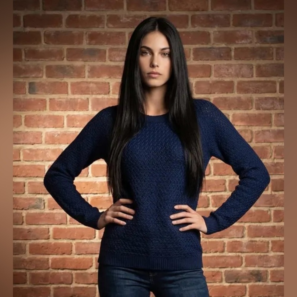 Deep Teal Blue Jones New York Signature Crew Knit Sweater EUC Medium